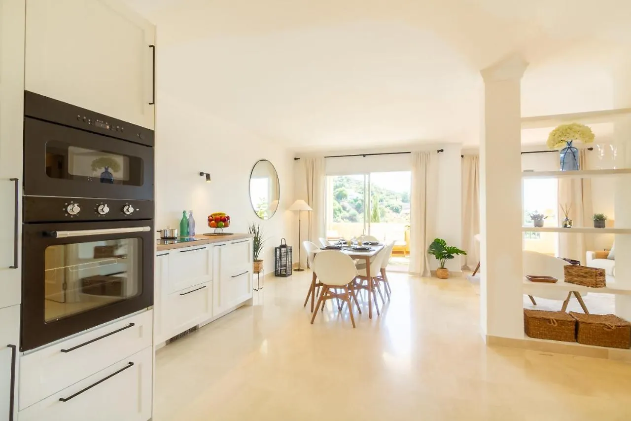 Marbella Banus Suites - La Quinta Cosy Flat With Fantastic Terrace Benahavis Apartment