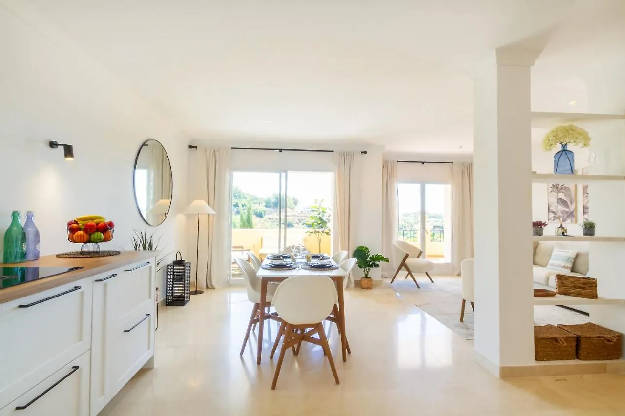 Marbella Banus Suites - La Quinta Cosy Flat With Fantastic Terrace Benahavis Apartment