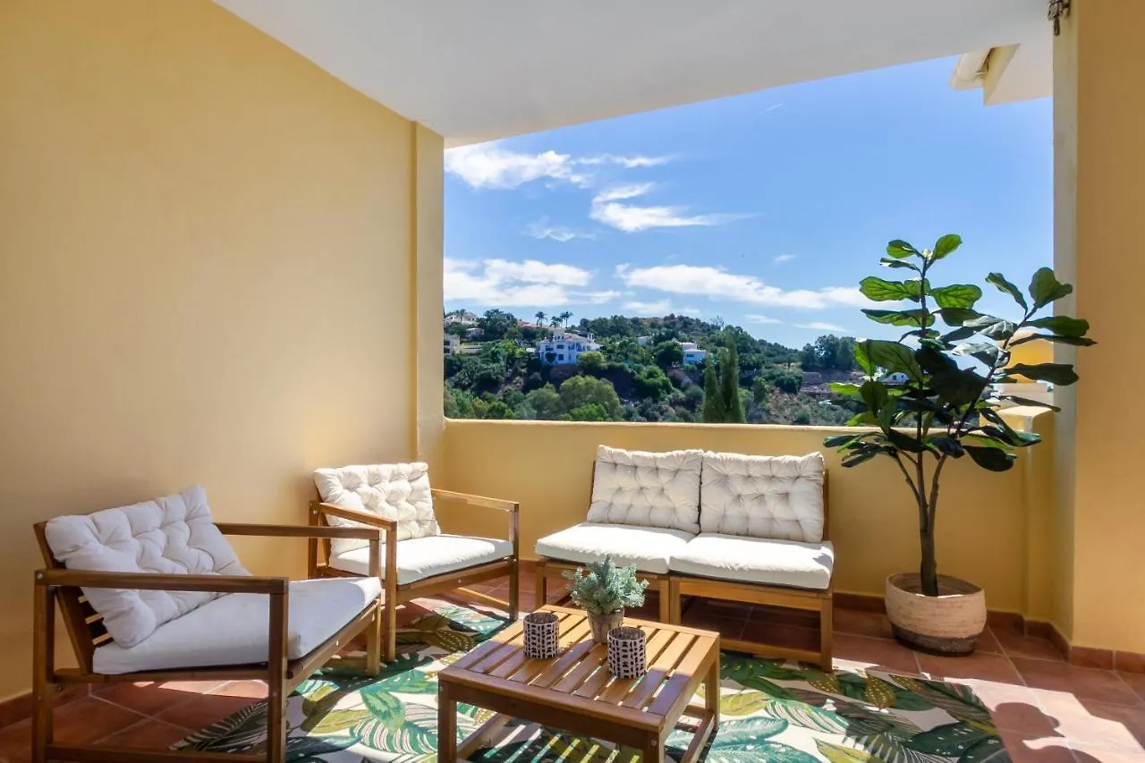 Marbella Banus Suites - La Quinta Cosy Flat With Fantastic Terrace Benahavis Spain